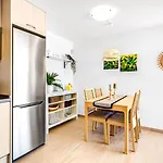 아파트 Chispita & Sevilla Torreblanca *
