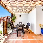 Chispita & Sevilla Torreblanca 아파트
