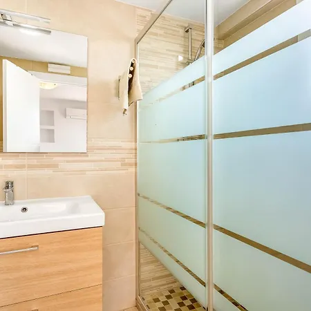 Chispita & Sevilla Torreblanca