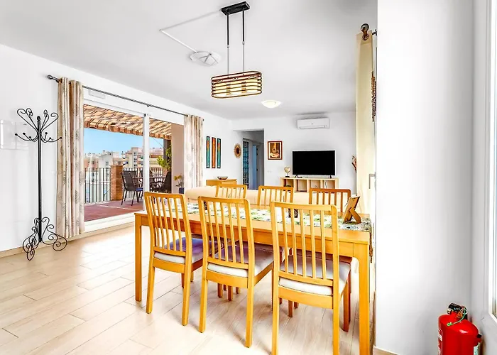 Chispita & Sevilla Torreblanca פואנגירולה