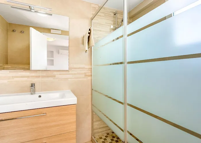 Chispita & Sevilla Torreblanca