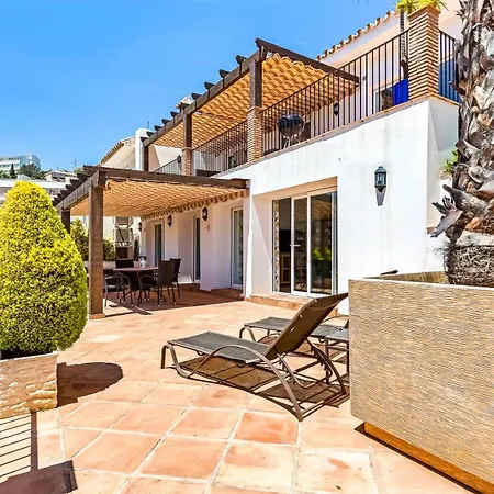 Chispita & Sevilla Torreblanca Фуенхірола