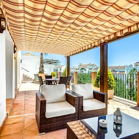 Chispita & Sevilla Torreblanca Фуенхірола