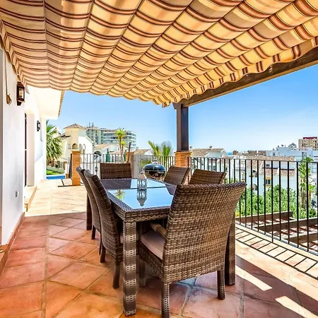 Chispita & Sevilla Torreblanca * Фуенхірола