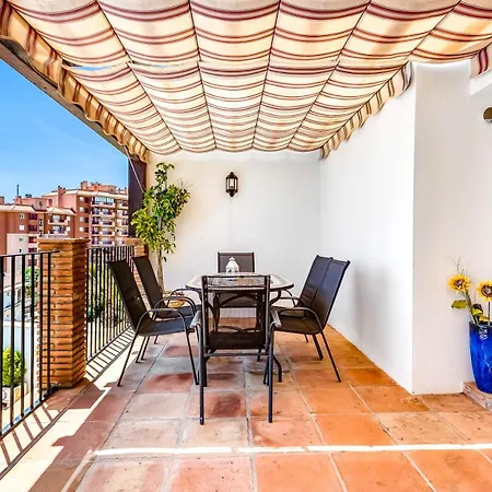 Chispita & Sevilla Torreblanca Apartment