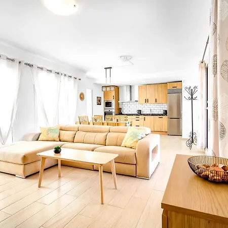 Chispita & Sevilla Torreblanca *