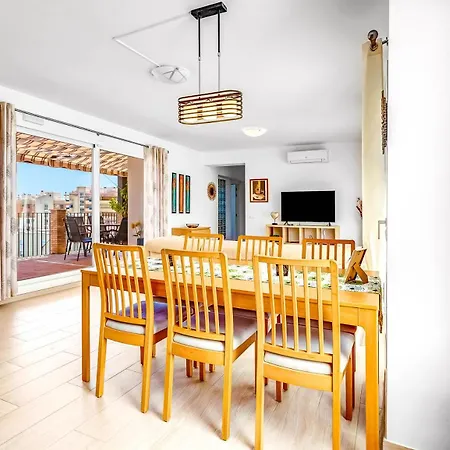 Chispita & Sevilla Torreblanca Фуенхірола