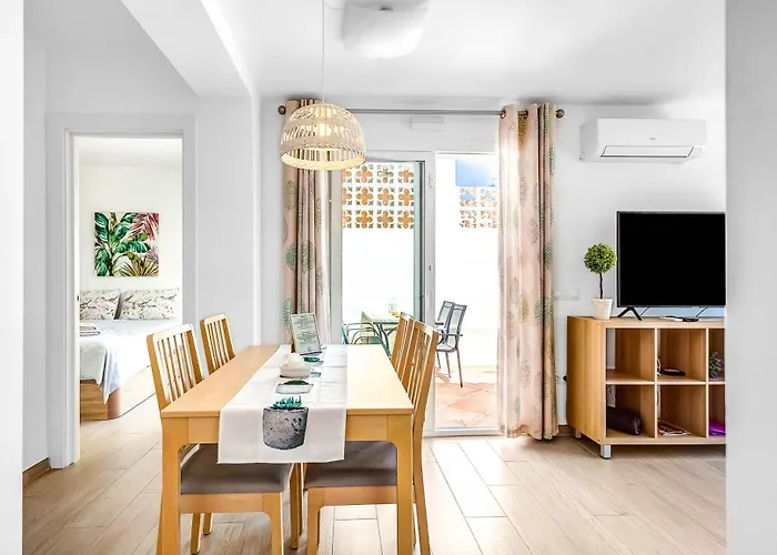 Chispita & Sevilla Torreblanca